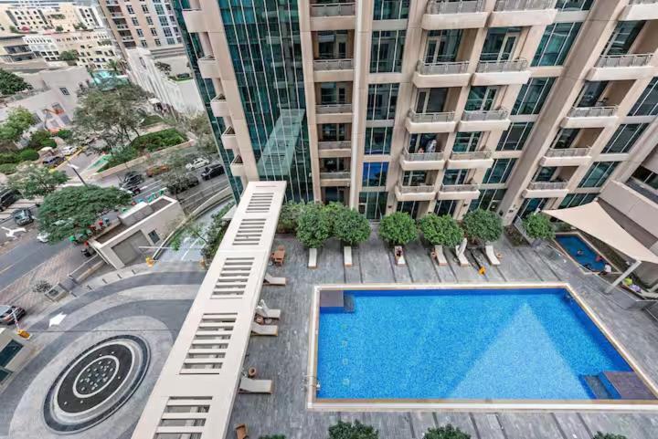 Cozy With Fountain View At Boulevard - Of Choice