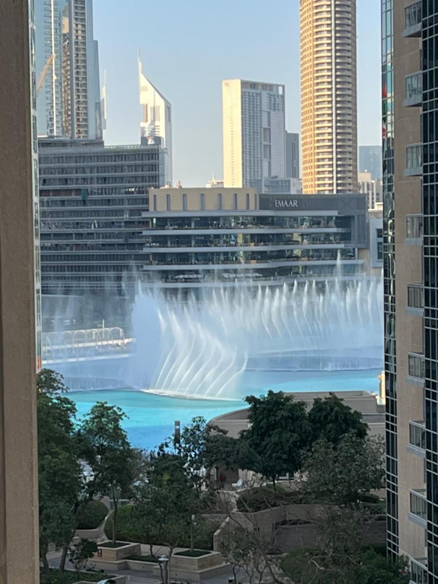 Cozy With Fountain View At Boulevard - Of Choice Apartment Dubai